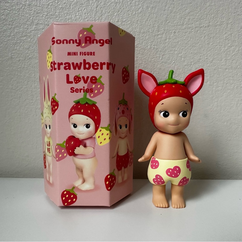 Sonny Angel Strawberry Love Series - Fawn